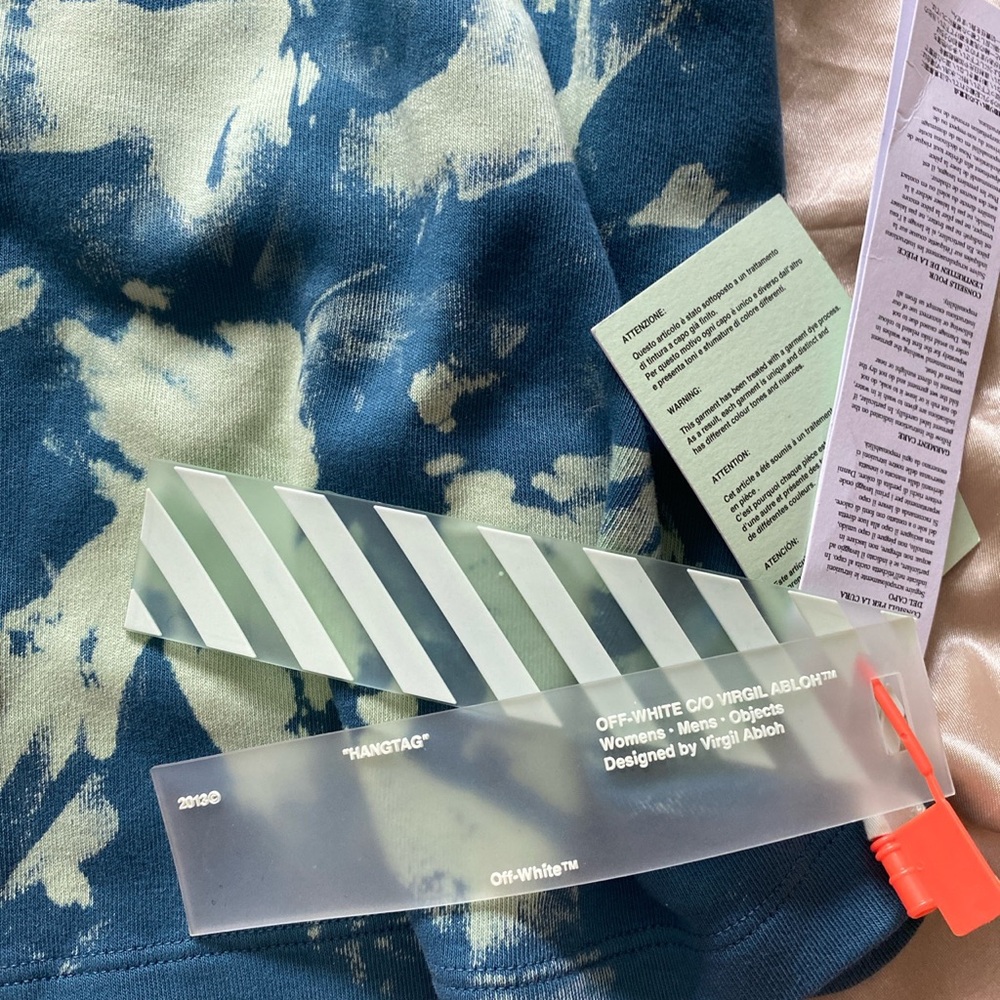 Limited Edition Off-White Shirt - Picture 2 of 4